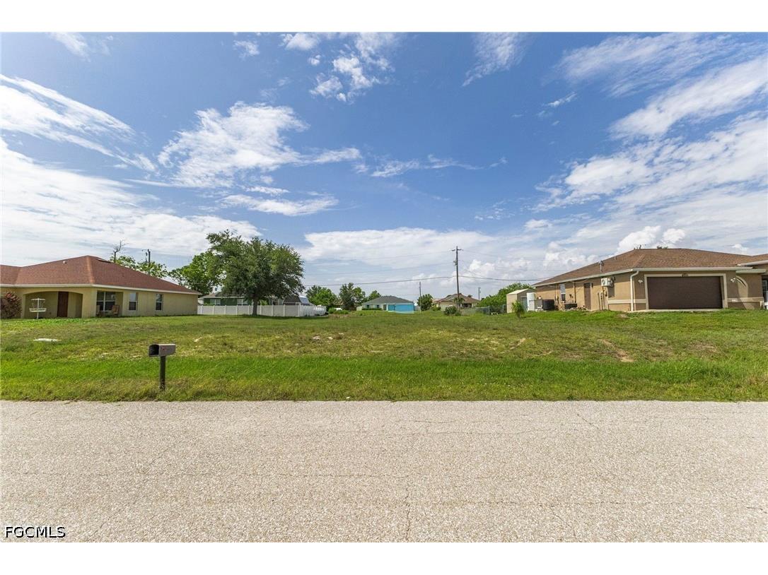 2021 NW 4th Street Cape Coral FL 33993 2026024497 image8