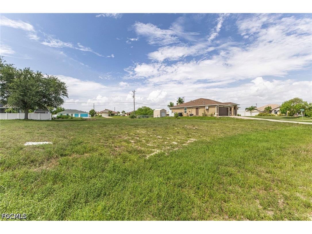 2021 NW 4th Street Cape Coral FL 33993 2026024497 image9