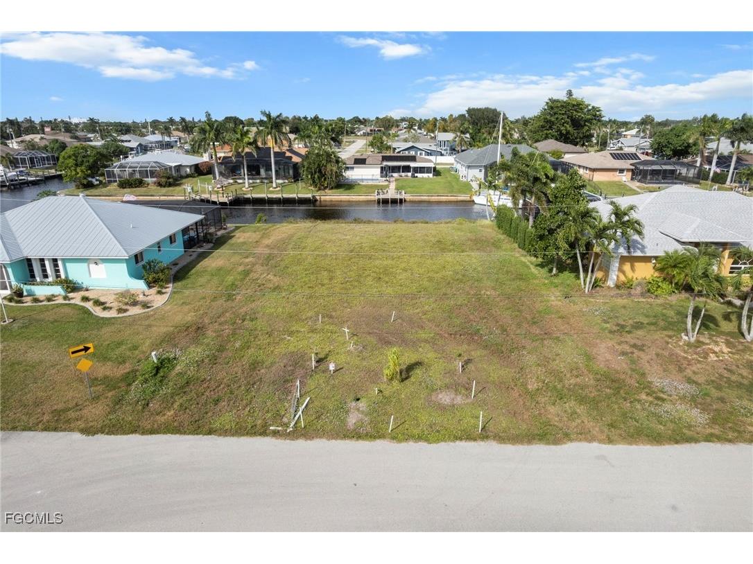 2021 SE 15th Street Cape Coral FL 33990 2025019052 image5
