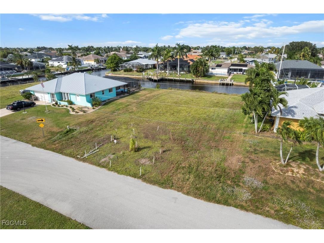 2021 SE 15th Street Cape Coral FL 33990 2025019052 image6