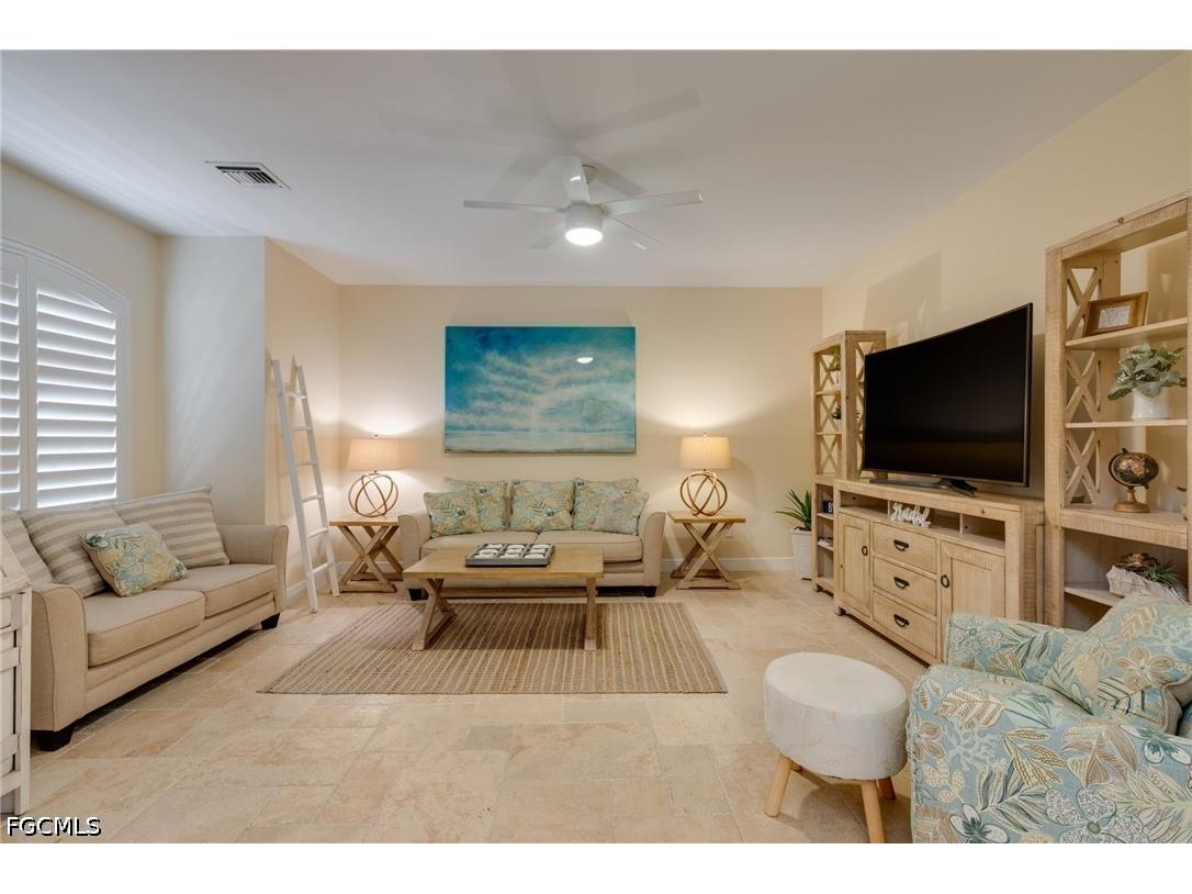 2021 SE 17th Place Cape Coral FL 33990 2026026930 image3