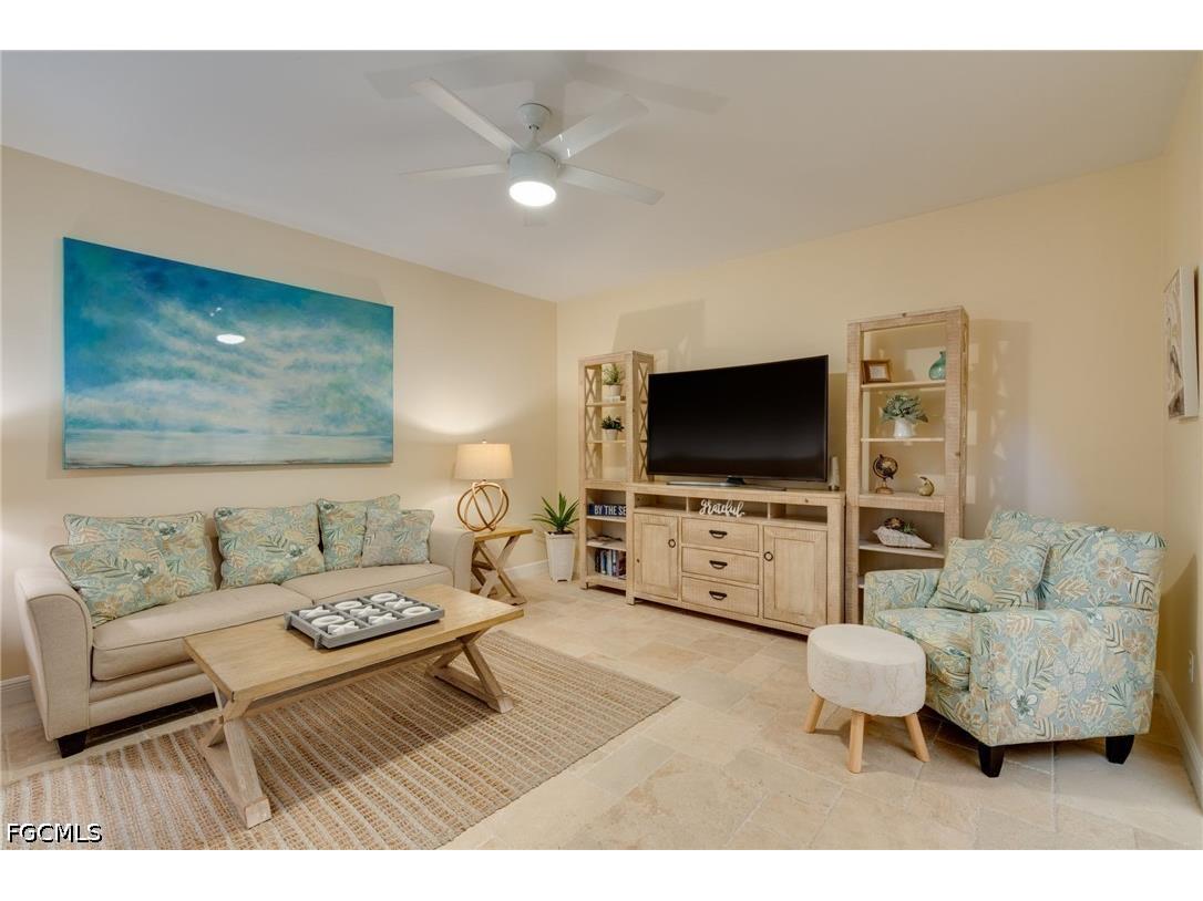 2021 SE 17th Place Cape Coral FL 33990 2026026930 image4