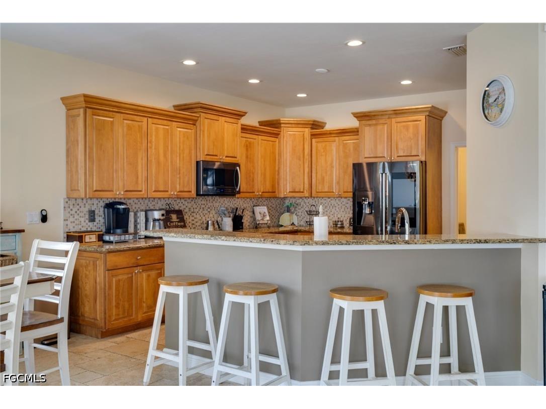 2021 SE 17th Place Cape Coral FL 33990 2026026930 image5