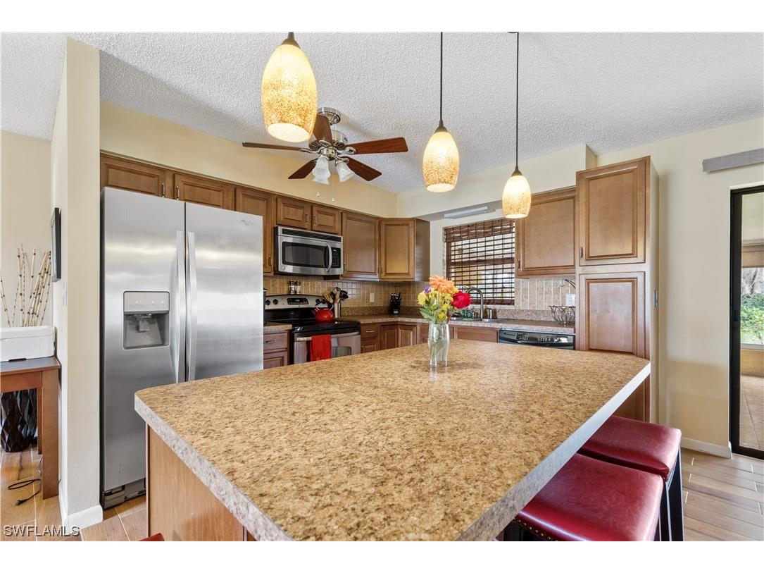 2021 SE 8th Avenue Cape Coral FL 33990 224022480 image1