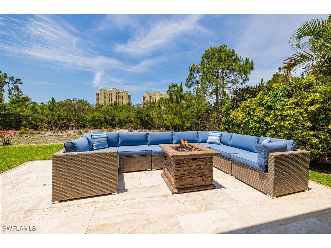 20210 Chapel Trace Estero FL 33928 225040325 image40