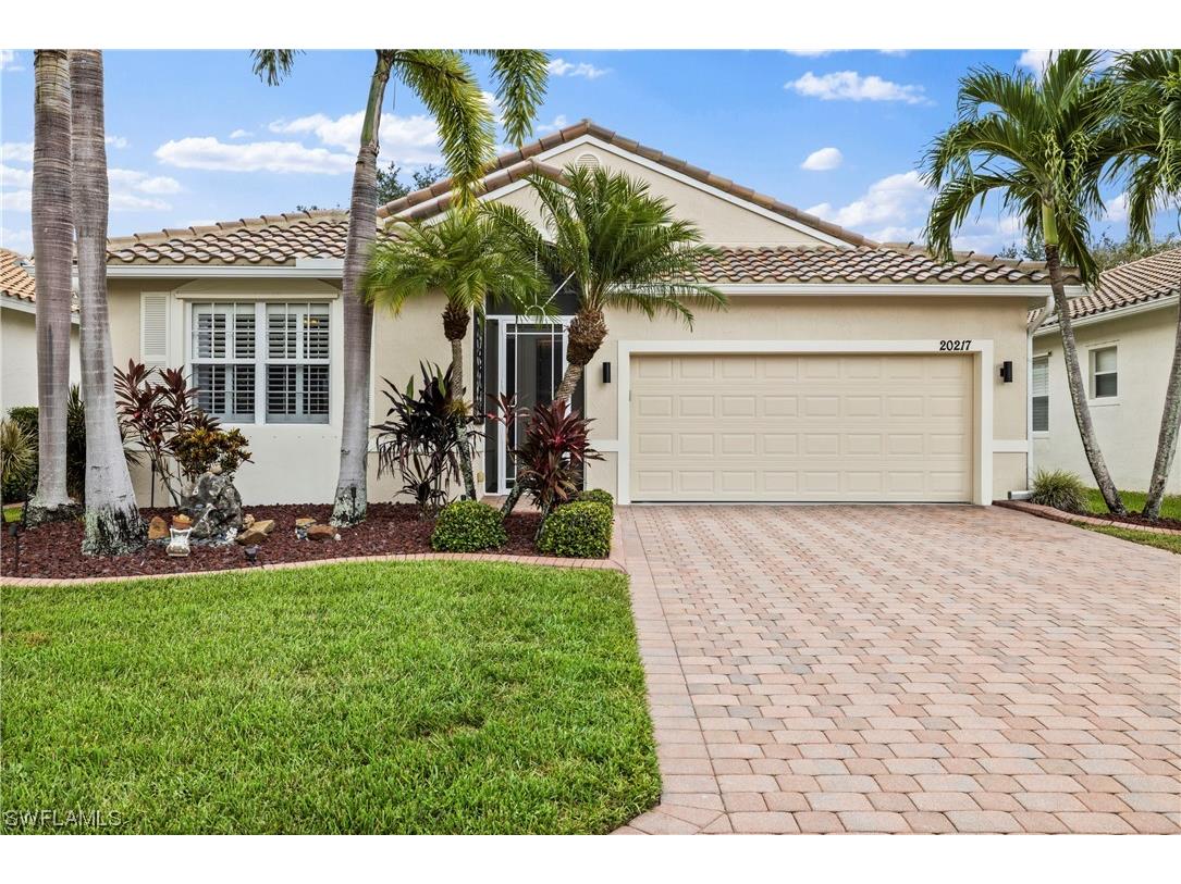 20217 Castlemaine Avenue Estero FL 33928 223062128 image1