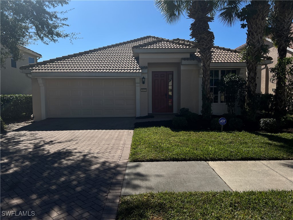 2022 Fairmont Lane Naples FL 34120 225079785 image1