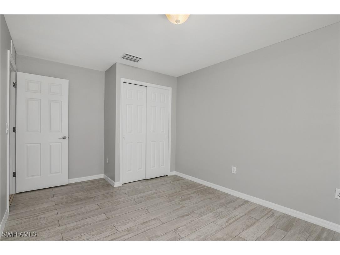 2022 Fairmont Lane Naples FL 34120 225079785 image17