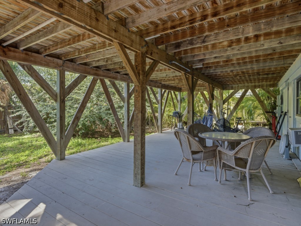 2022 Frederick Street Naples FL 34112 226016258 image8