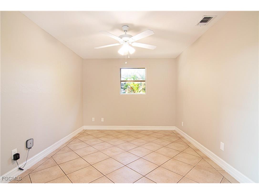 2022 NE 10th Place Cape Coral FL 33909 2025023745 image21