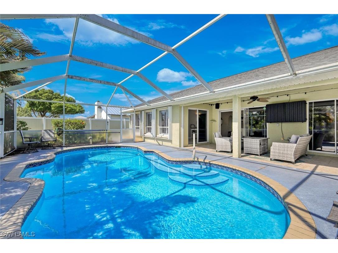 2022 NE Van Loon Terrace Cape Coral FL 33909 224017295 image1