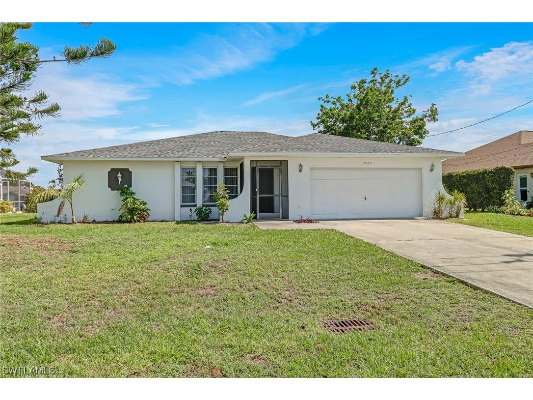 2022 SE 10th Terrace Cape Coral FL 33990 223043467 image1