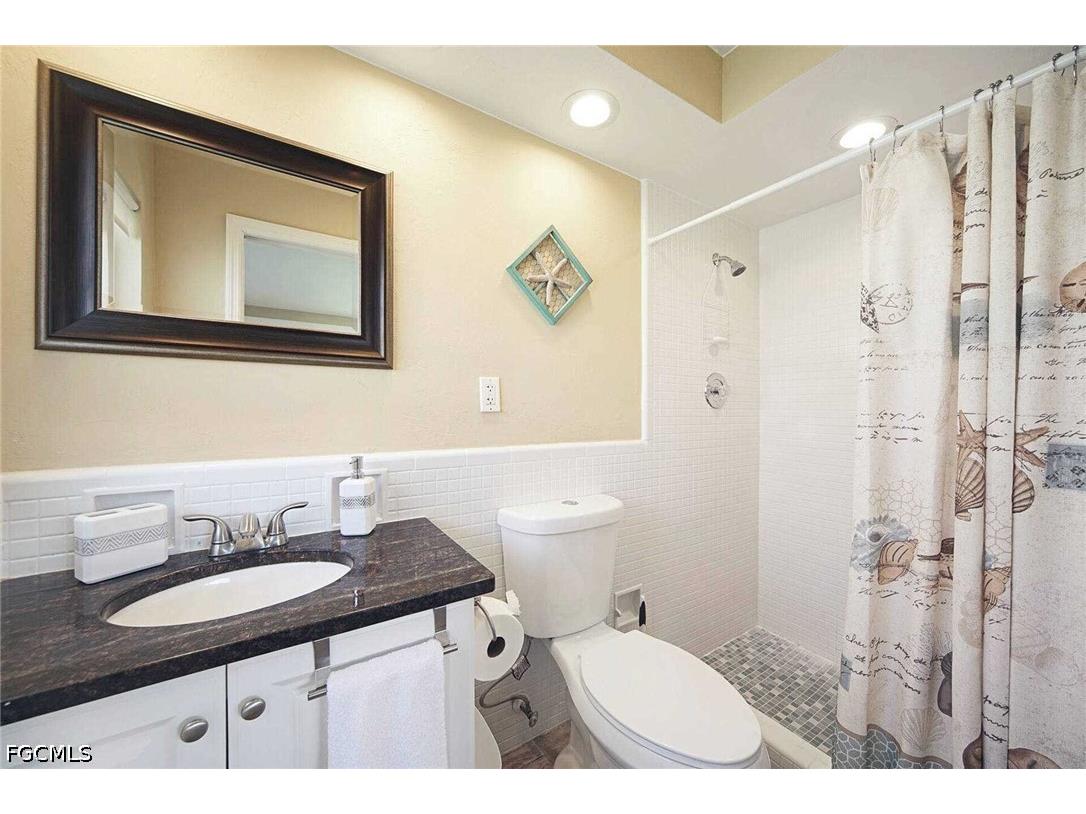 2022 SE 29th Lane Cape Coral FL 33904 2026017276 image13