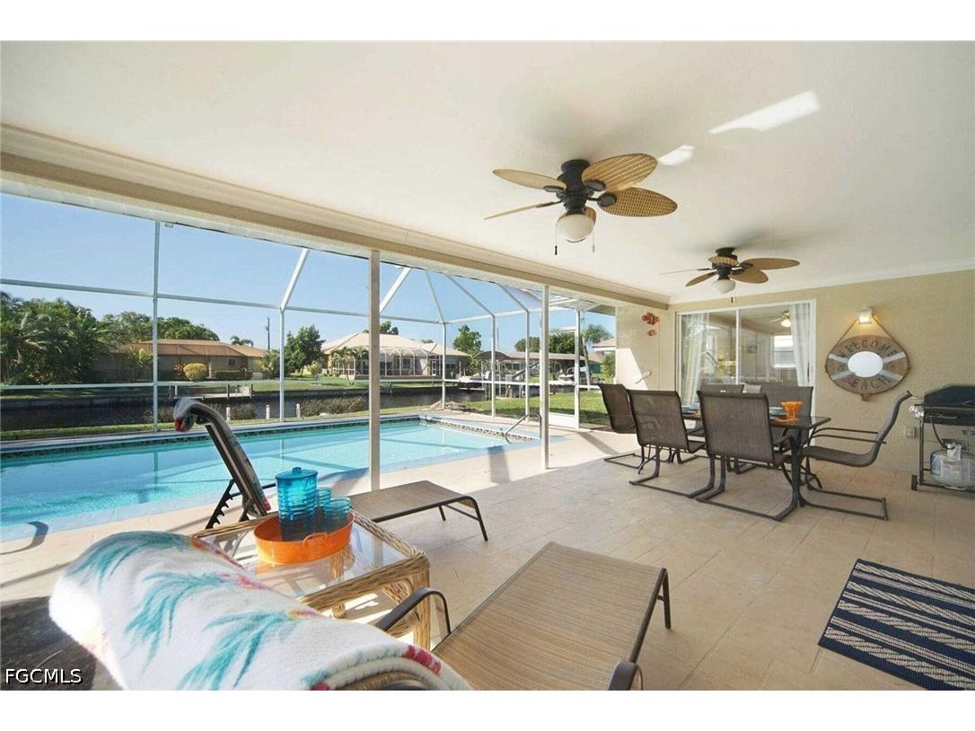 2022 SE 29th Lane Cape Coral FL 33904 2026017276 image6