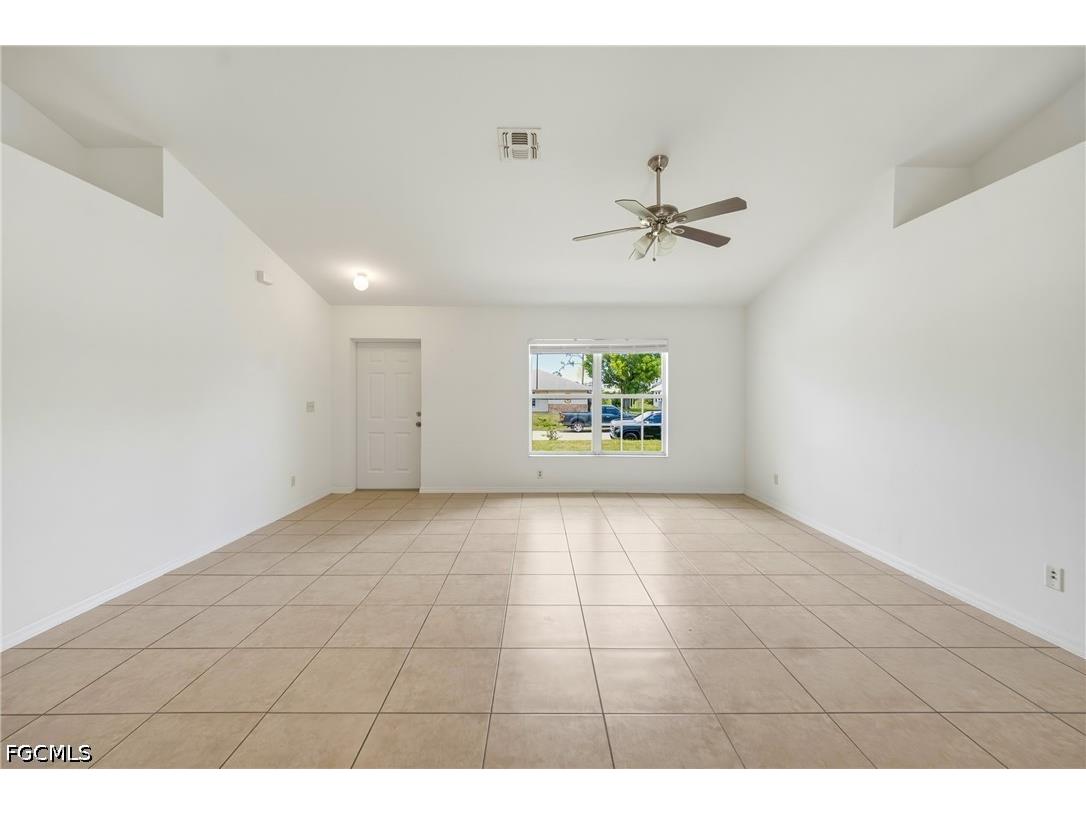 2022 SW 15th Avenue Cape Coral FL 33991 2026026661 image11