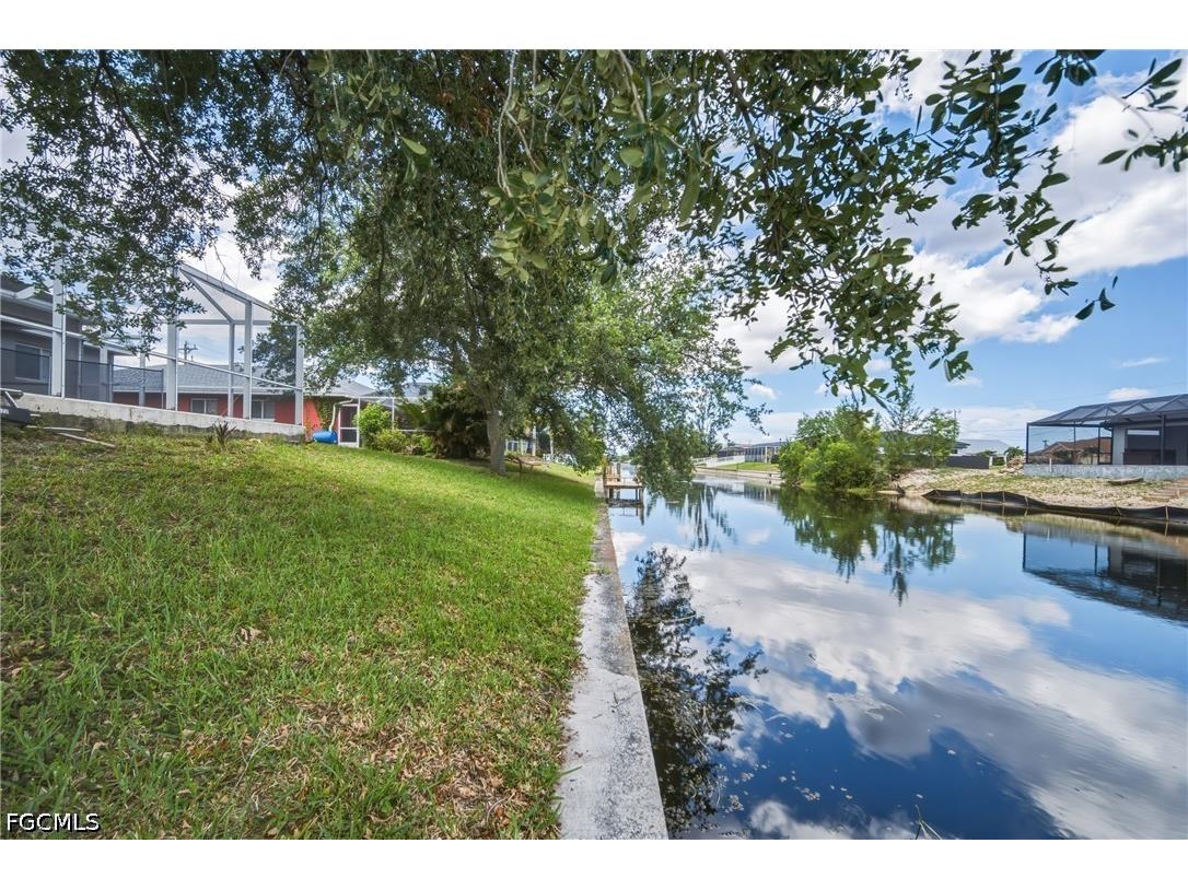 2022 SW 15th Avenue Cape Coral FL 33991 2026026661 image27