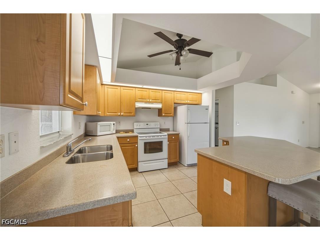 2022 SW 15th Avenue Cape Coral FL 33991 2026026661 image9