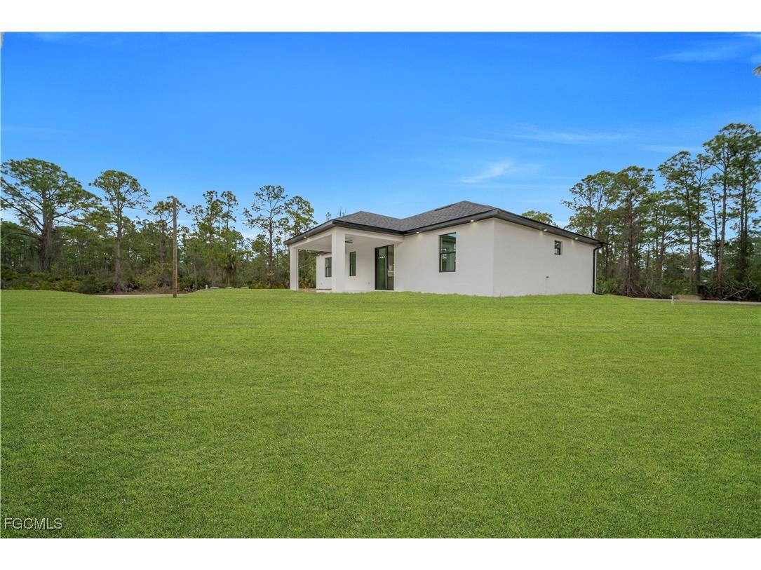 2023 Canton Avenue Alva FL 33920 2026005147 image18