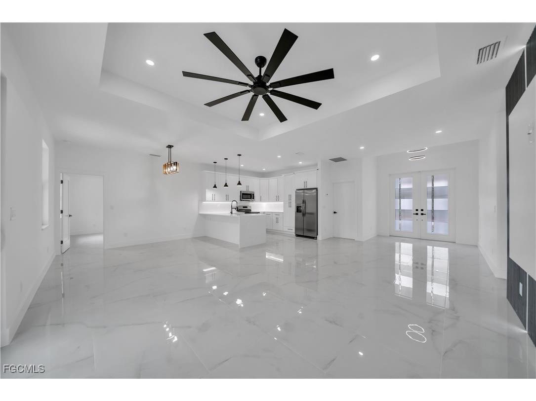 2023 Canton Avenue Alva FL 33920 2026005147 image5