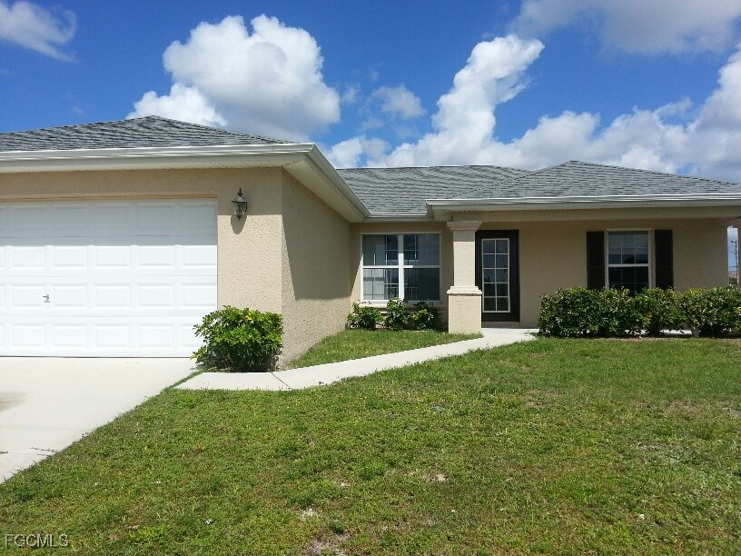2023 NW 3rd Terrace Cape Coral FL 33993 2026002396 image1