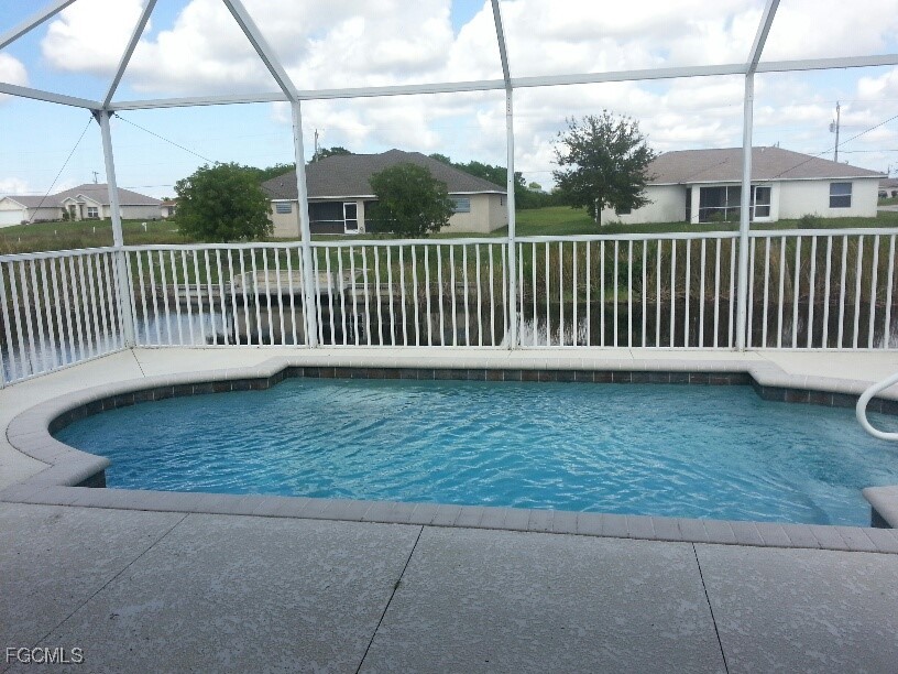 2023 NW 3rd Terrace Cape Coral FL 33993 2026002396 image4