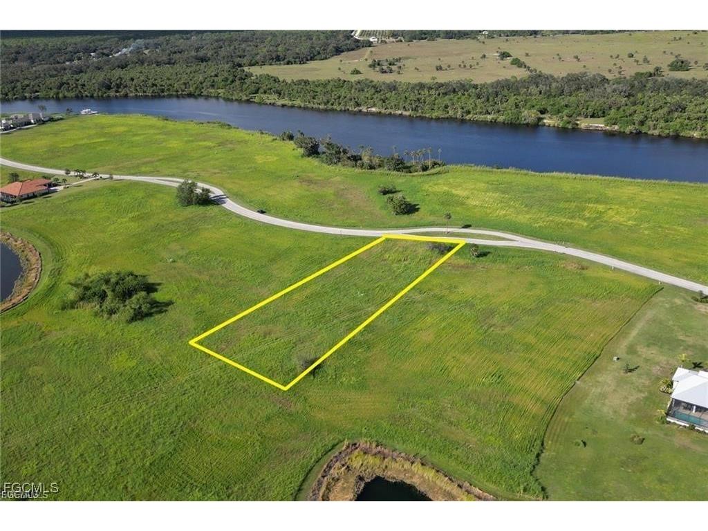 2023 Silk Bay Boulevard Alva FL 33920 2026002296 image3