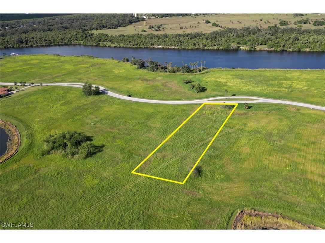 2023 Silk Bay Boulevard Alva FL 33920 223079350 image1