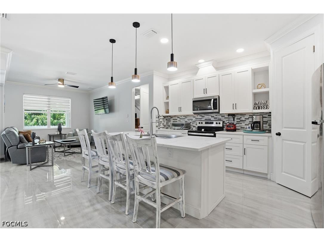 20230 Trailside Drive Estero FL 33928 2026022141 image12