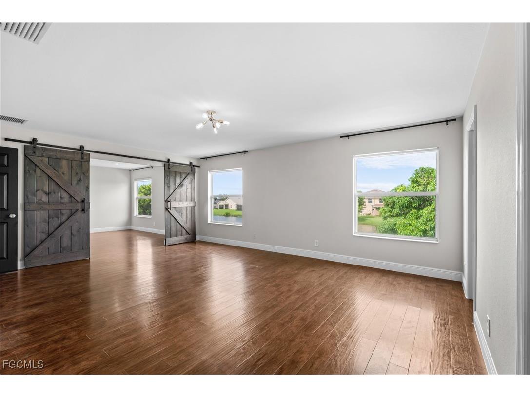 2024 Cape Heather Circle Cape Coral FL 33991 2025010420 image13