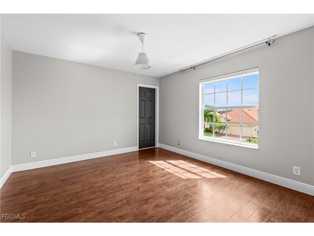 2024 Cape Heather Circle Cape Coral FL 33991 2025010420 image25