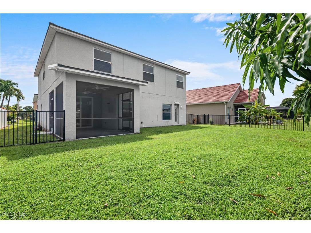 2024 Cape Heather Circle Cape Coral FL 33991 2025010420 image28