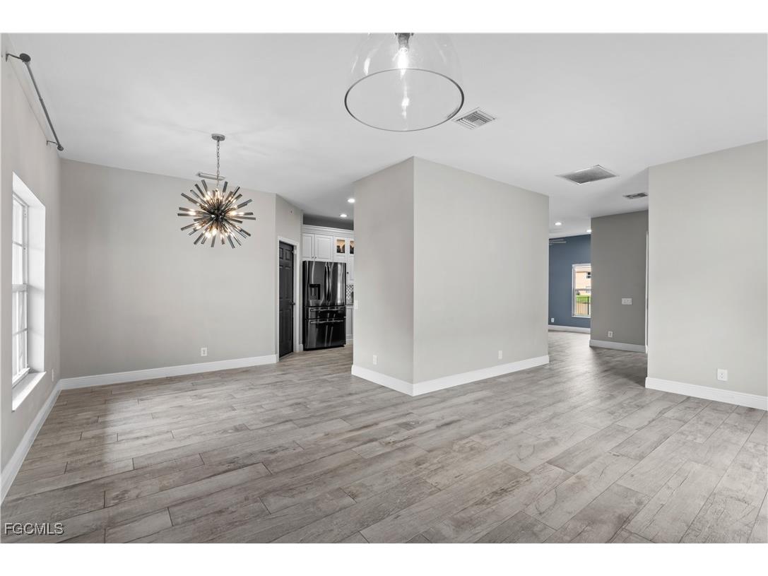 2024 Cape Heather Circle Cape Coral FL 33991 2025010420 image3