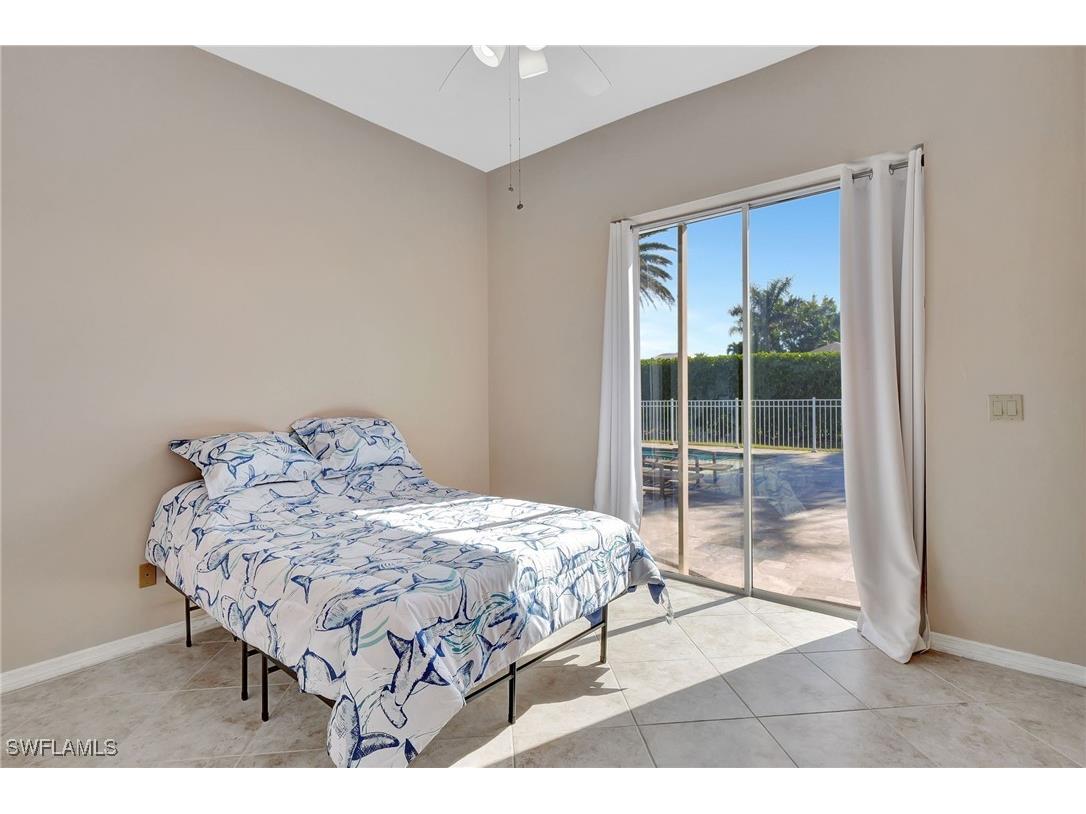 2024 Imperial Circle Naples FL 34110 225029781 image27