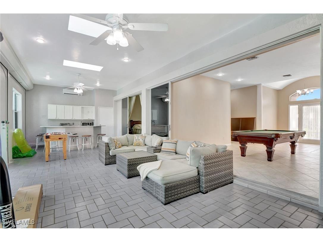 2024 Imperial Circle Naples FL 34110 225029781 image38