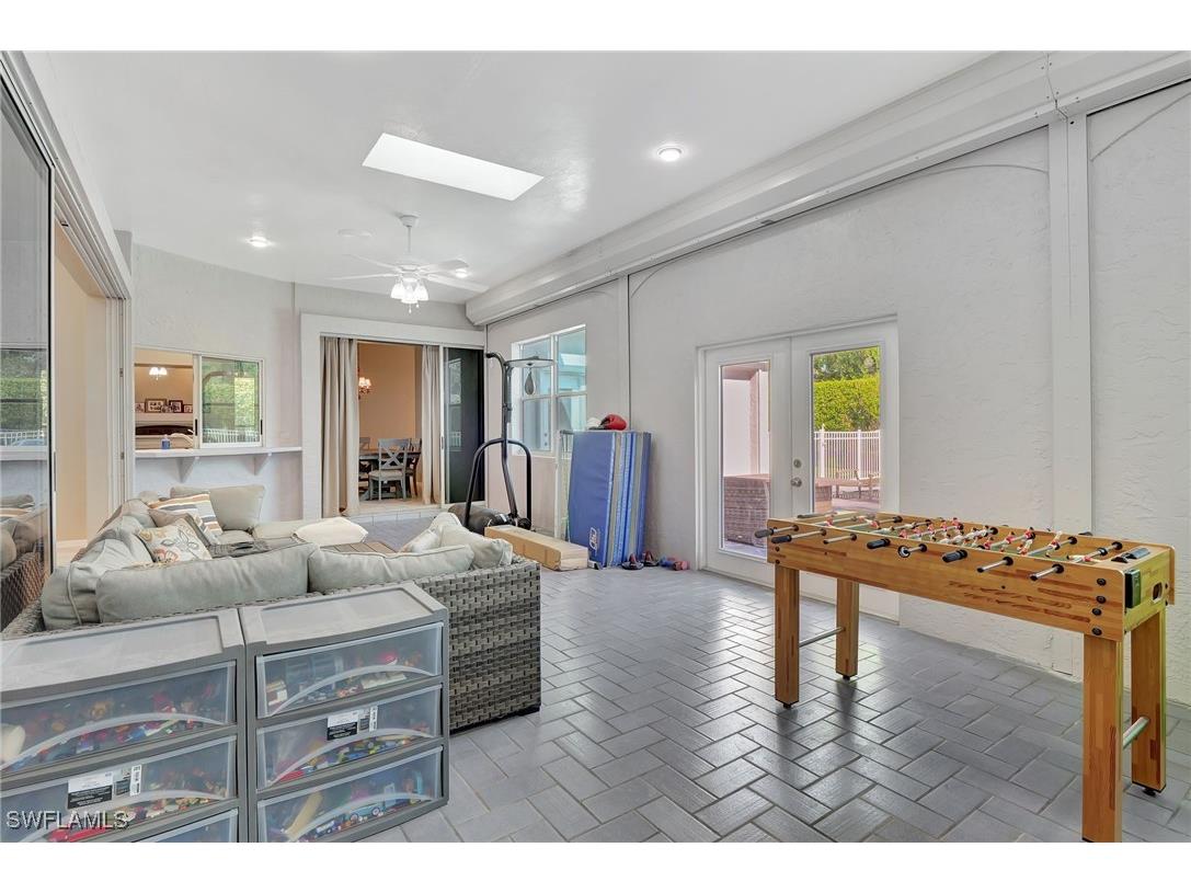 2024 Imperial Circle Naples FL 34110 225029781 image40