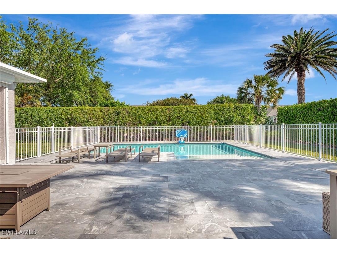 2024 Imperial Circle Naples FL 34110 225029781 image42