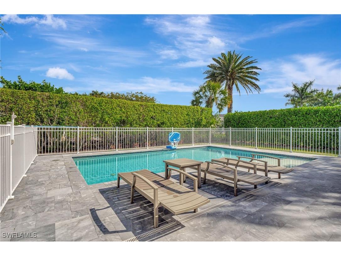 2024 Imperial Circle Naples FL 34110 225029781 image43