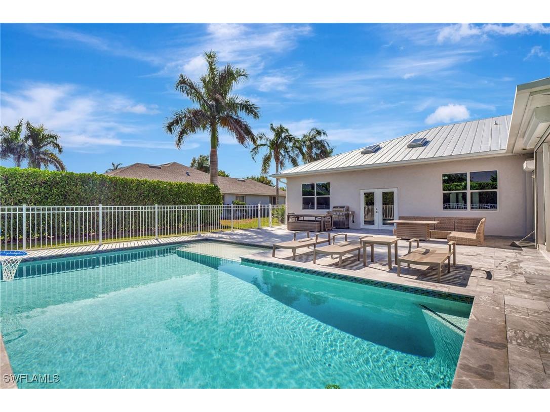 2024 Imperial Circle Naples FL 34110 225029781 image44