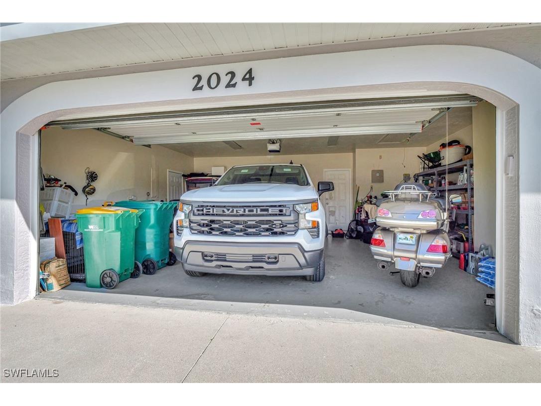 2024 Imperial Circle Naples FL 34110 225029781 image48