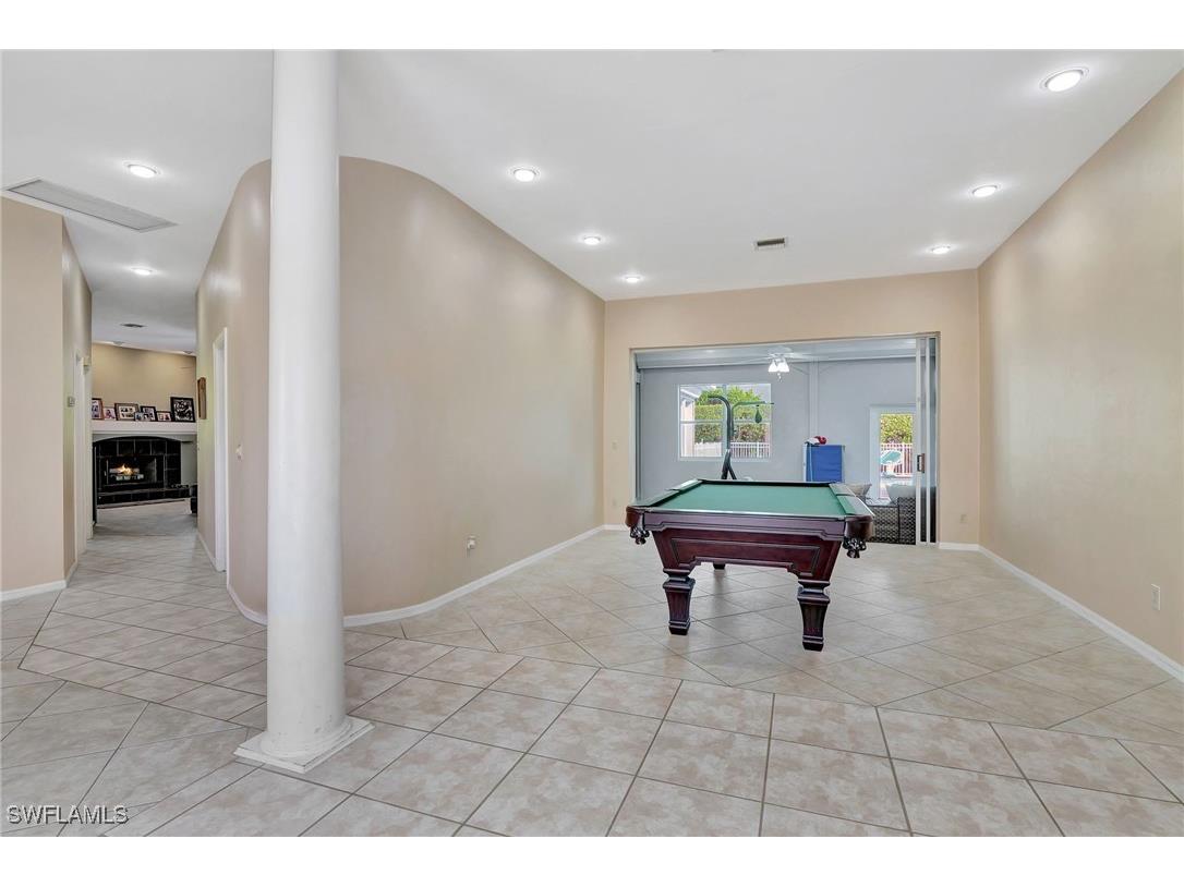 2024 Imperial Circle Naples FL 34110 225029781 image5