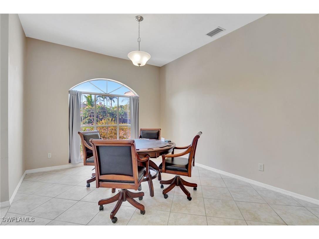 2024 Imperial Circle Naples FL 34110 225029781 image7