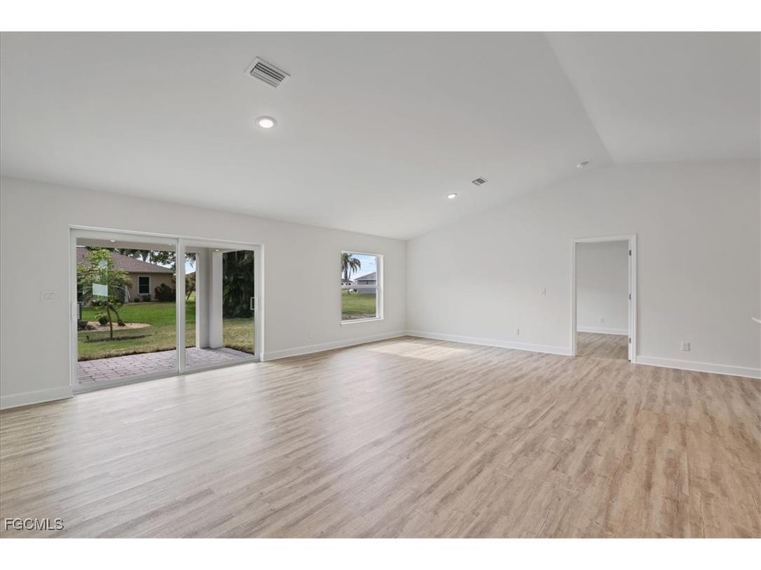 2024 NW 1st Street Cape Coral FL 33993 2025024147 image11