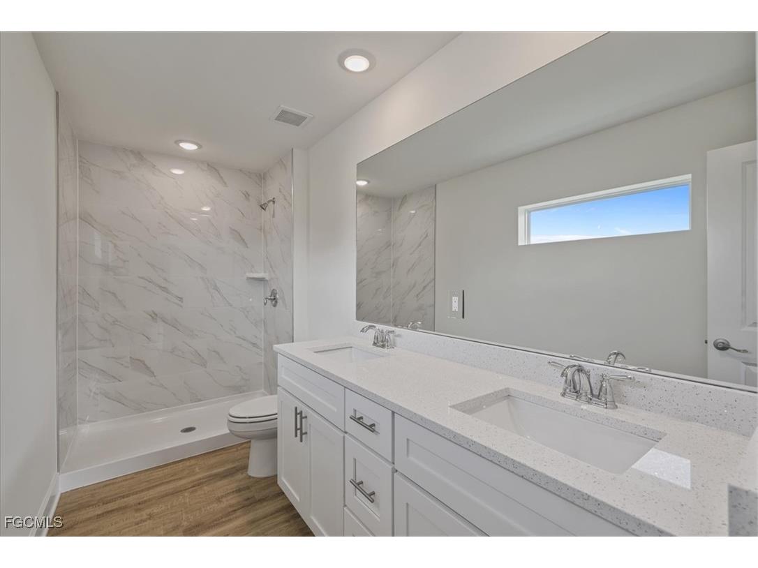 2024 NW 1st Street Cape Coral FL 33993 2025024147 image16