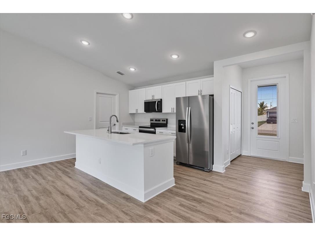 2024 NW 1st Street Cape Coral FL 33993 2025024147 image5