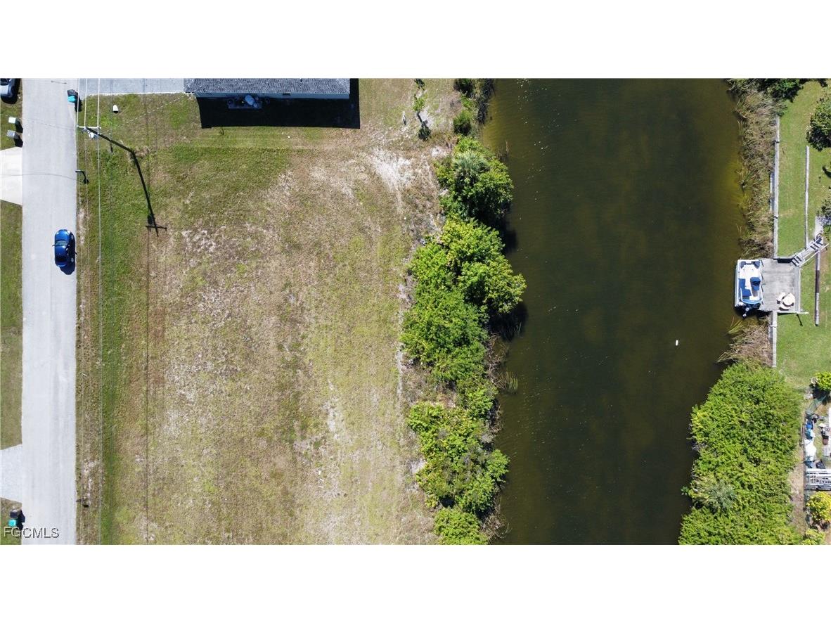 2024 NW 9th Avenue Cape Coral FL 33993 2025018572 image12