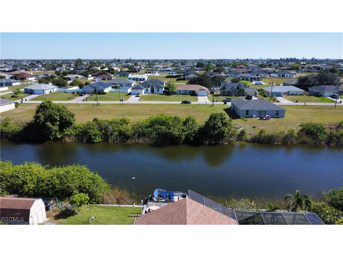 2024 NW 9th Avenue Cape Coral FL 33993 2025018572 image17