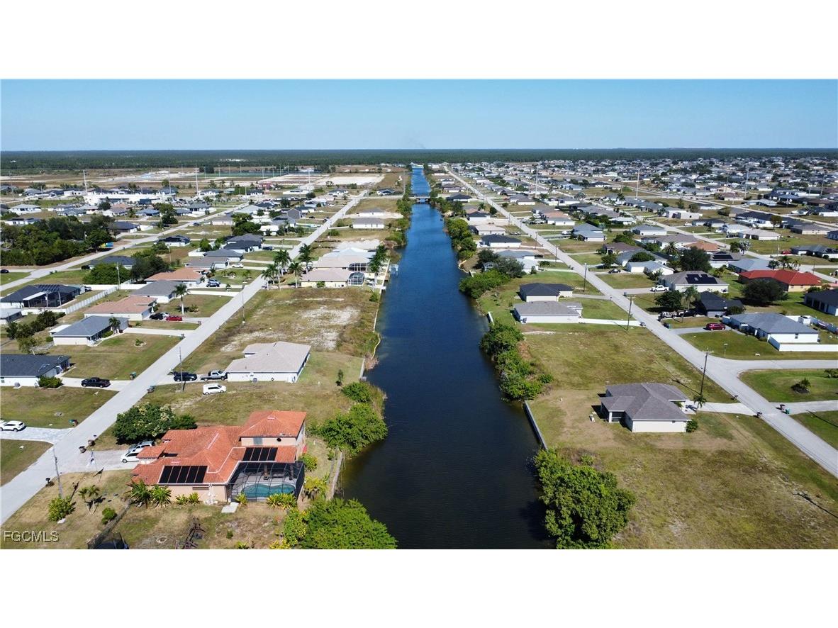 2024 NW 9th Avenue Cape Coral FL 33993 2025018572 image5