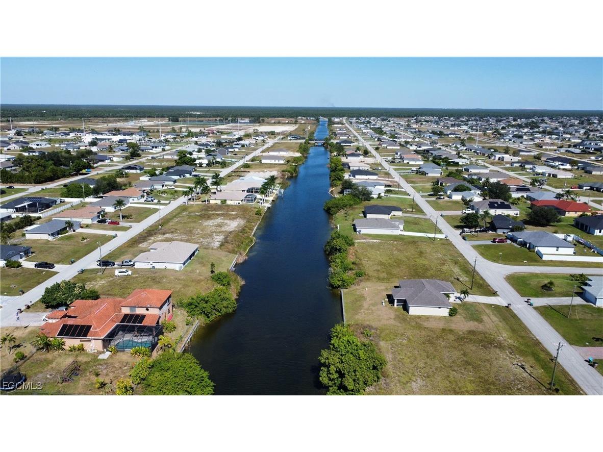 2024 NW 9th Avenue Cape Coral FL 33993 2025018572 image6