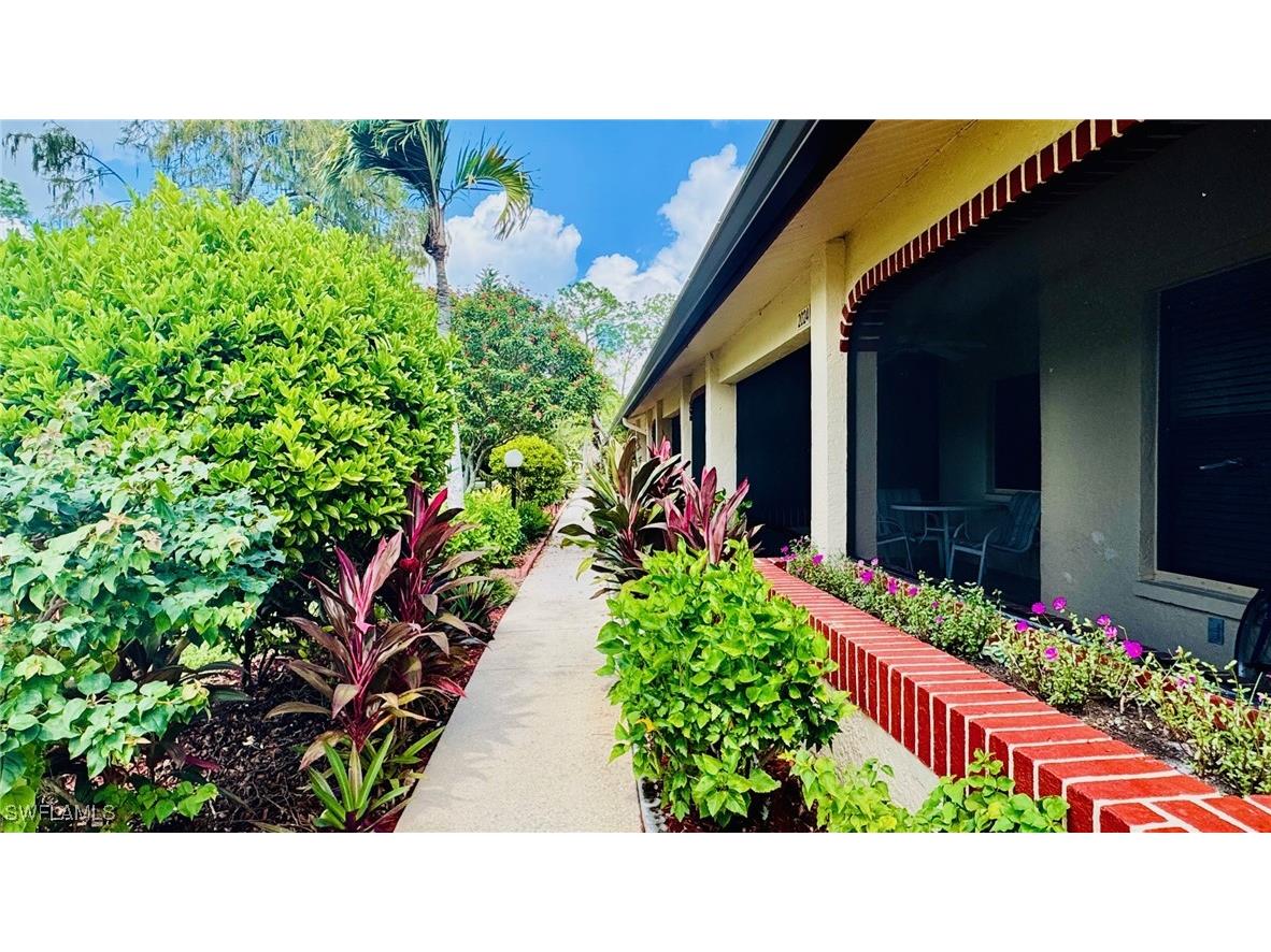 2024 Pine Isle Lane #2024 Naples FL 34112 225076233 image2