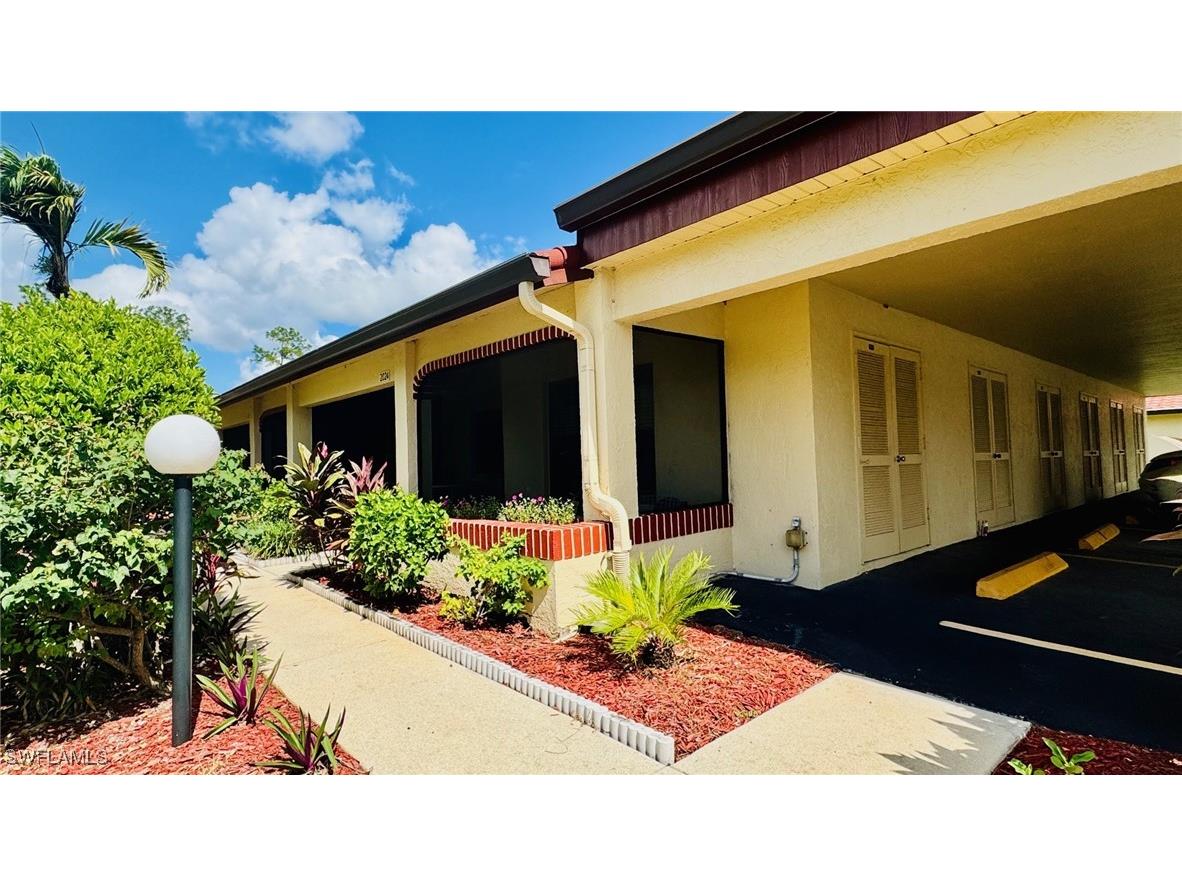 2024 Pine Isle Lane #2024 Naples FL 34112 225076233 image3